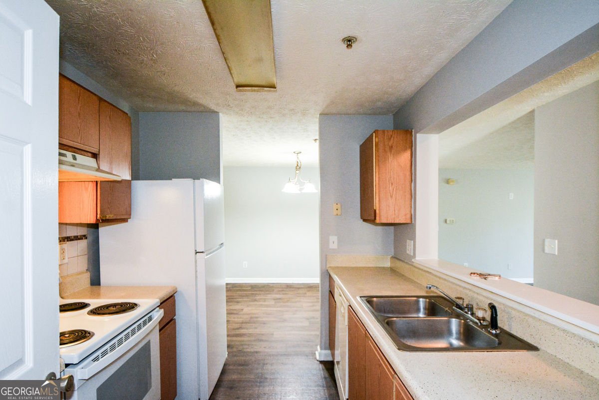 8304 Fairington Village Drive Lithonia - Photo 15