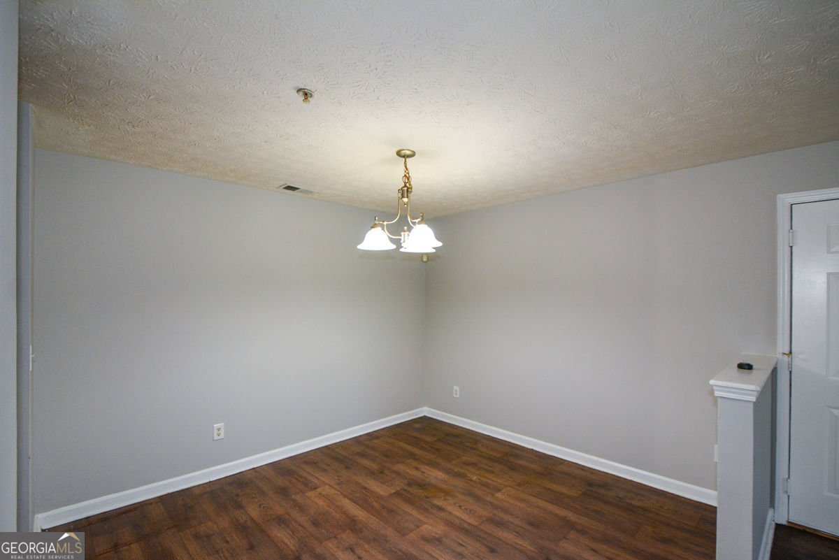8304 Fairington Village Drive Lithonia - Photo 9
