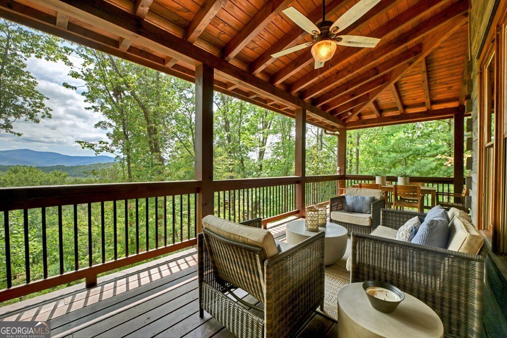 31 Haley Drive Cherry Log - 11