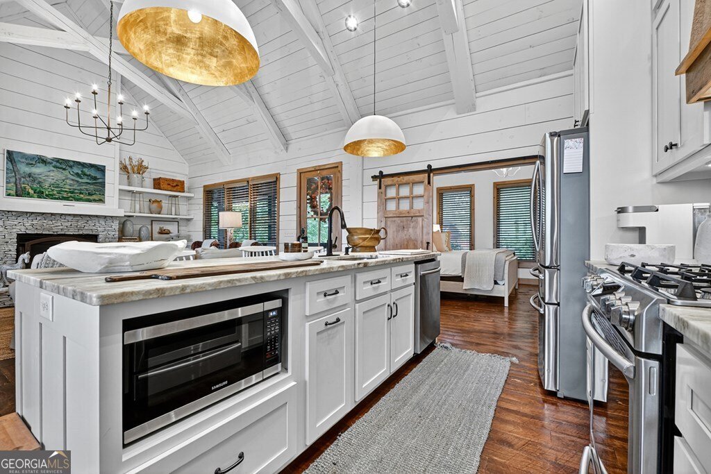 31 Haley Drive Cherry Log - 18