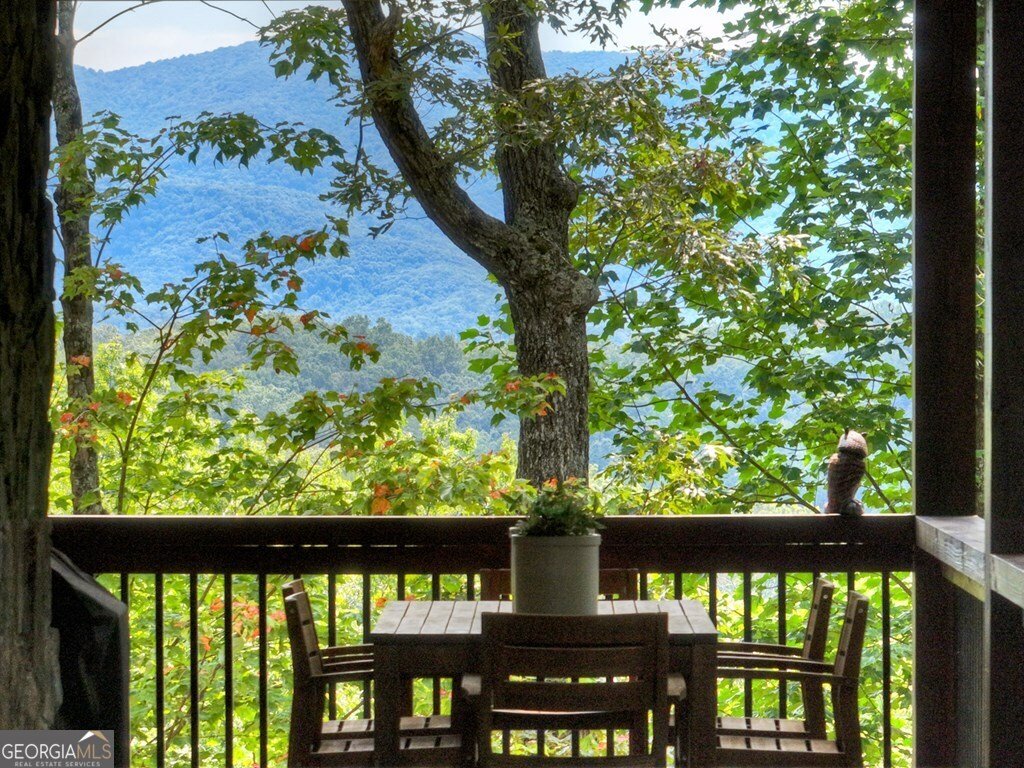 31 Haley Drive Cherry Log - 24