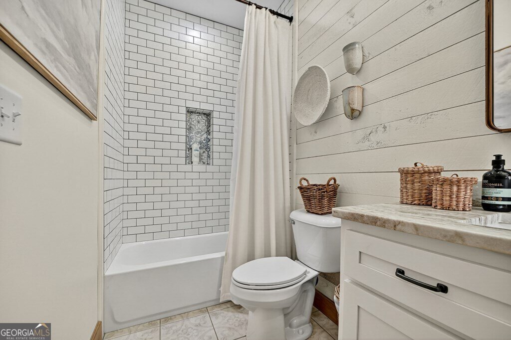 31 Haley Drive Cherry Log - 43