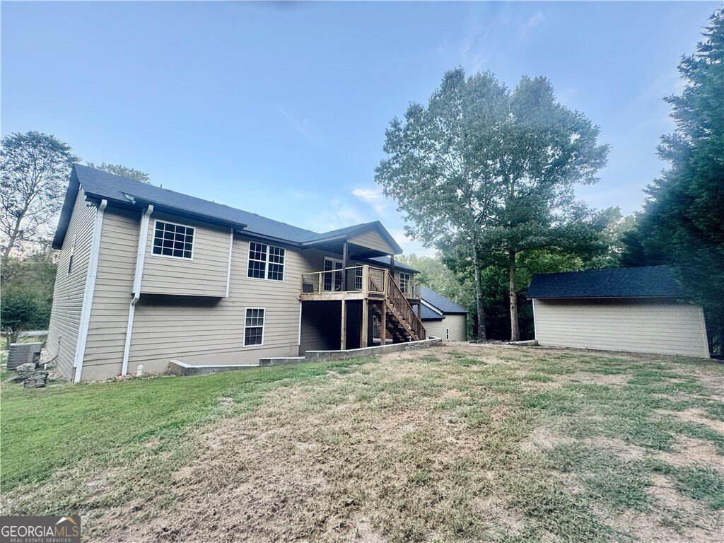 72 Country Creek Road White - 17