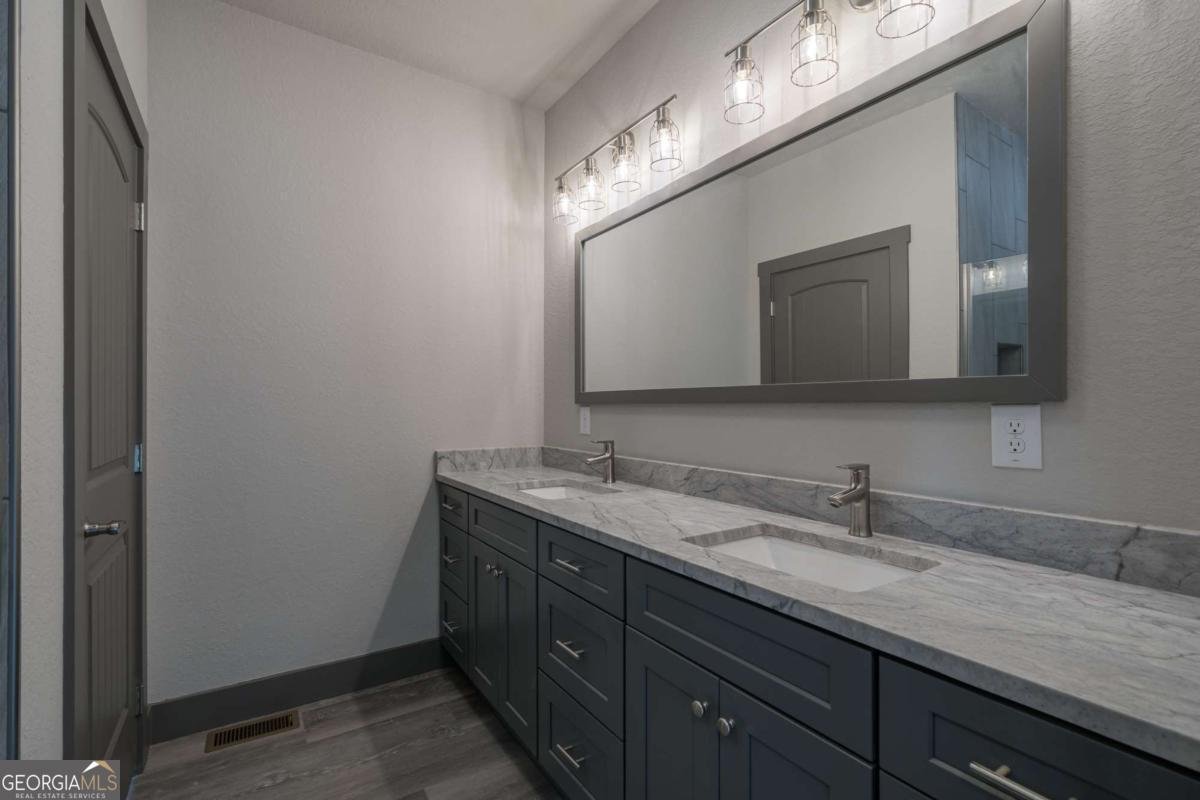 185 Country Road Talking Rock - 17