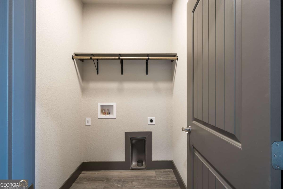 185 Country Road Talking Rock - 19