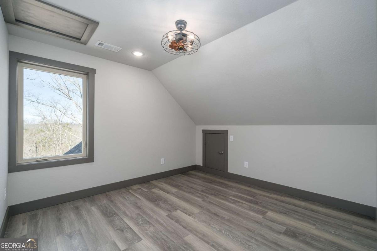 185 Country Road Talking Rock - 20