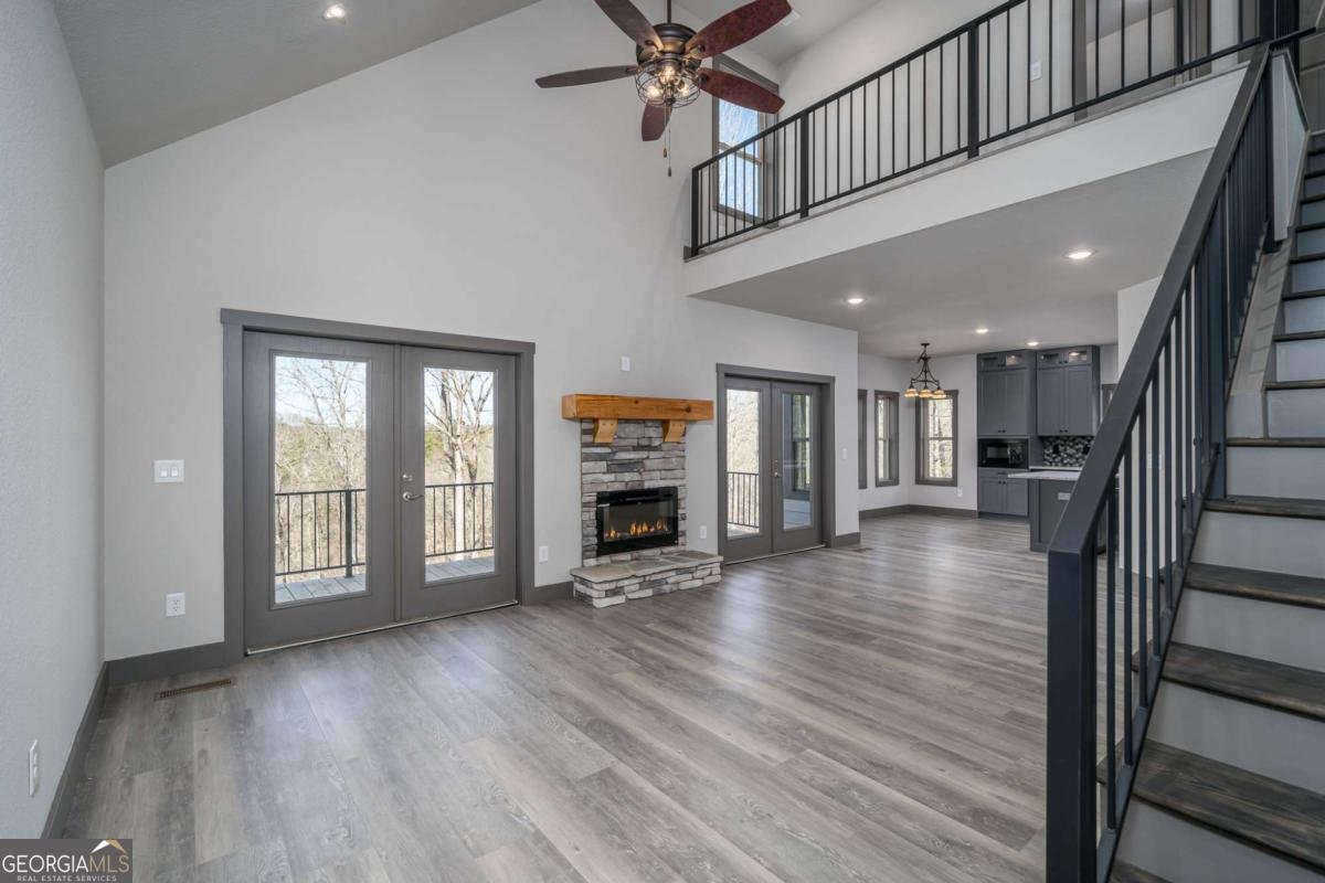 185 Country Road Talking Rock - 4