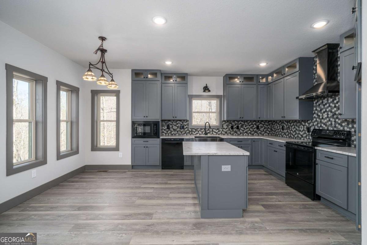 185 Country Road Talking Rock - 6