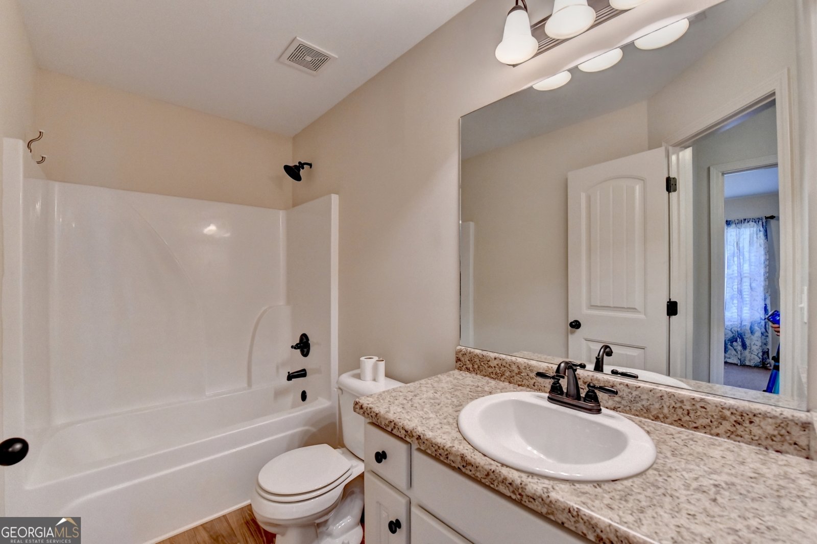 690 Lake Vista Drive Jefferson - 43