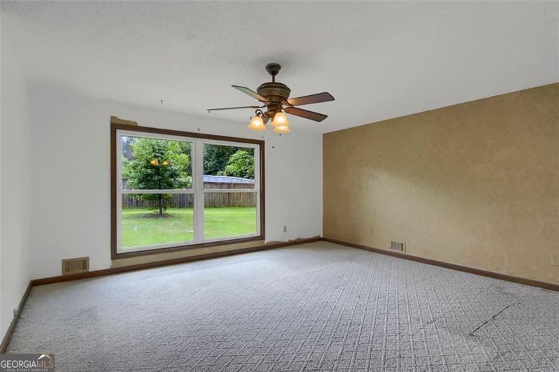 1769 Elizabeth Court Conyers - 16