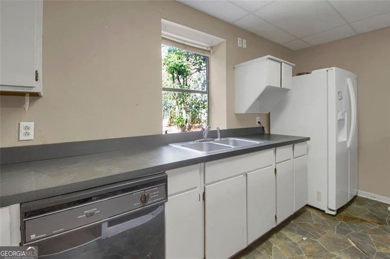 1769 Elizabeth Court Conyers - 27
