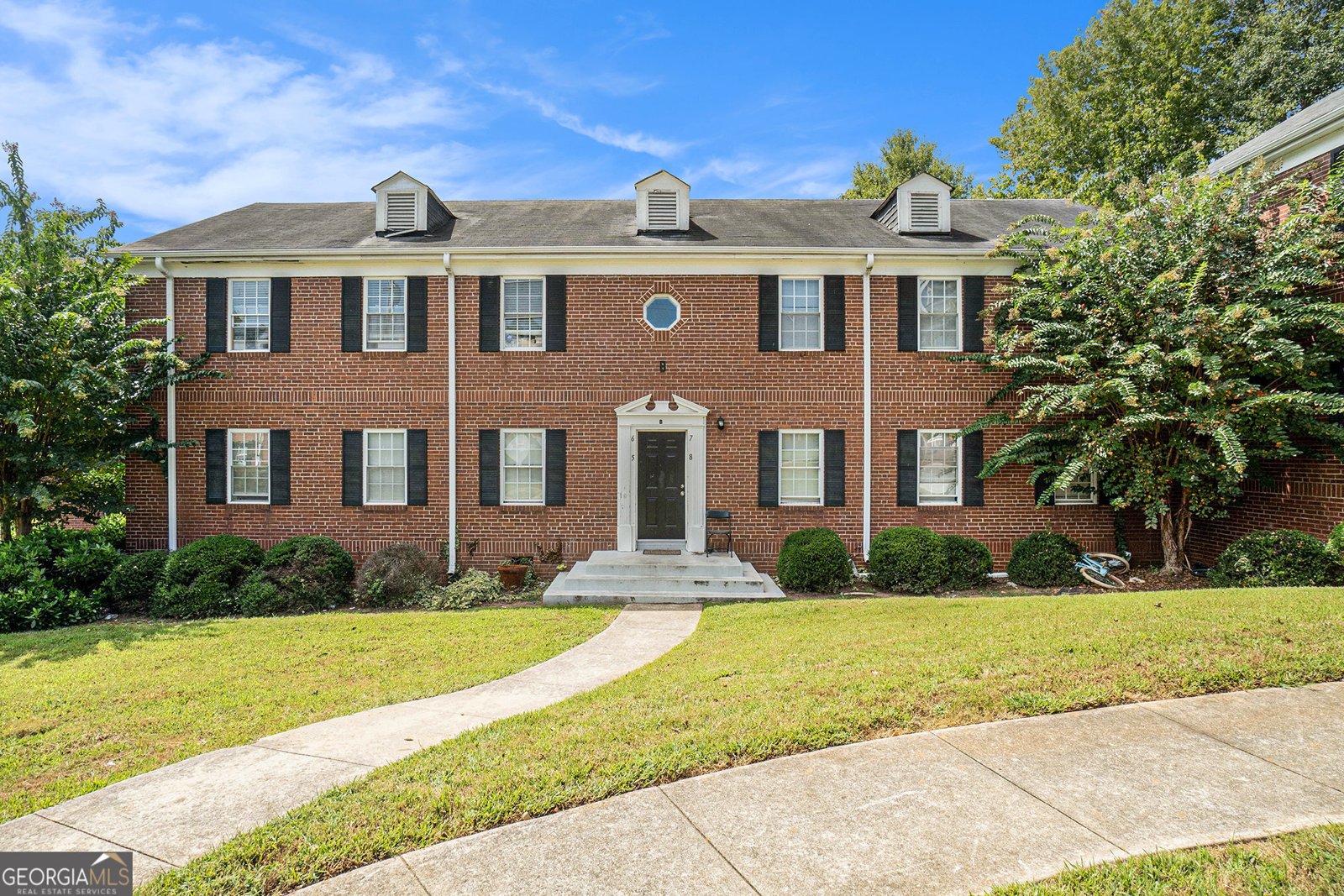 2367 Cascade Road Atlanta - 1