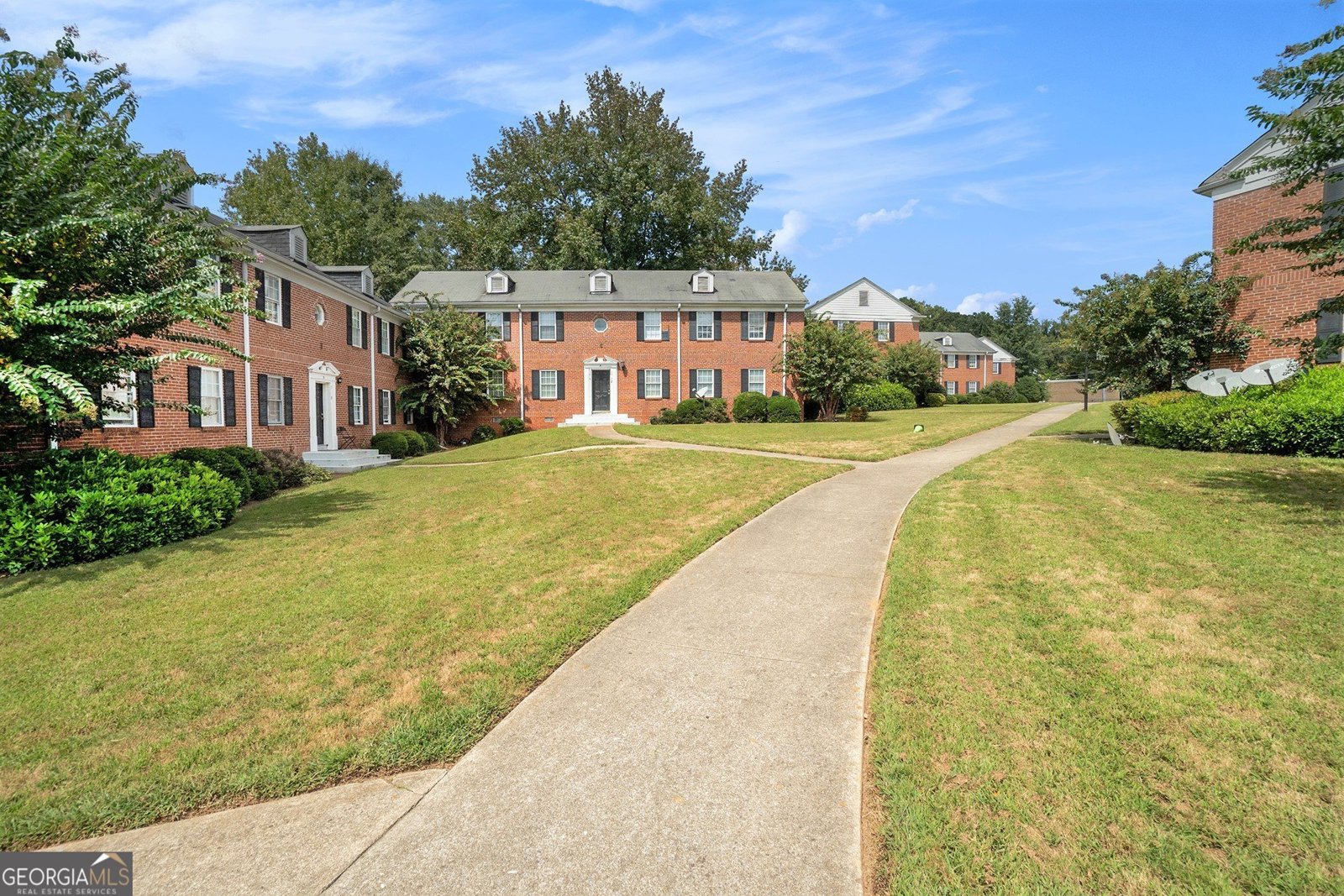 2367 Cascade Road Atlanta - 18