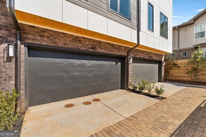 1237 Memorial Drive Atlanta - 32
