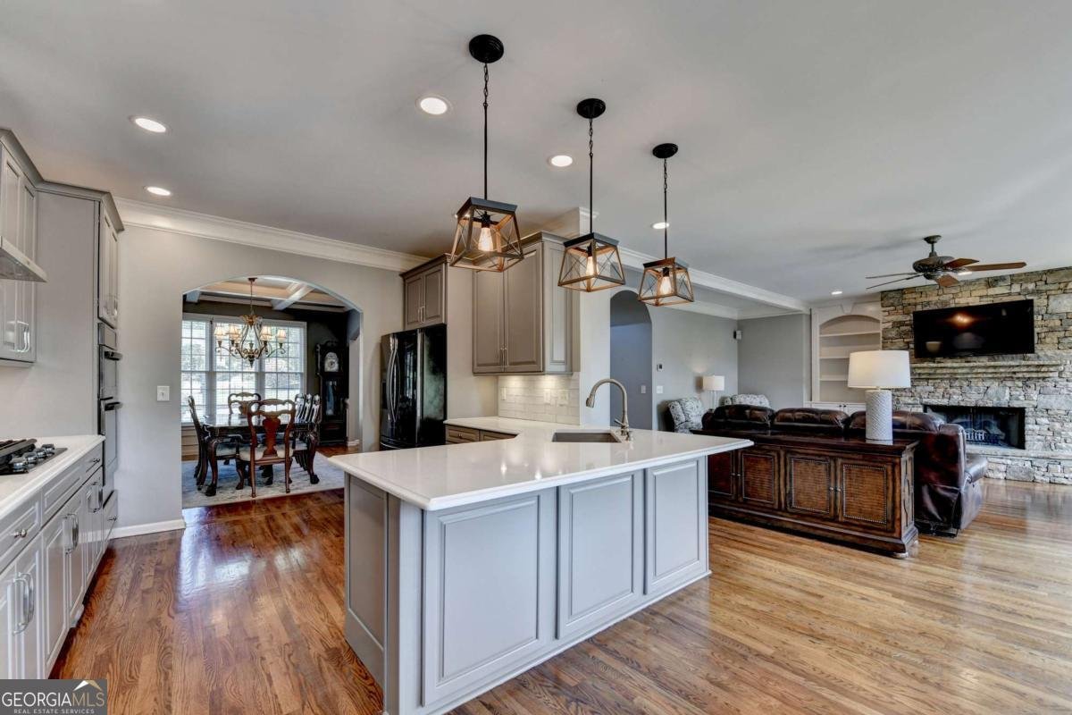 964 Fairview Club Circle Dacula - 10