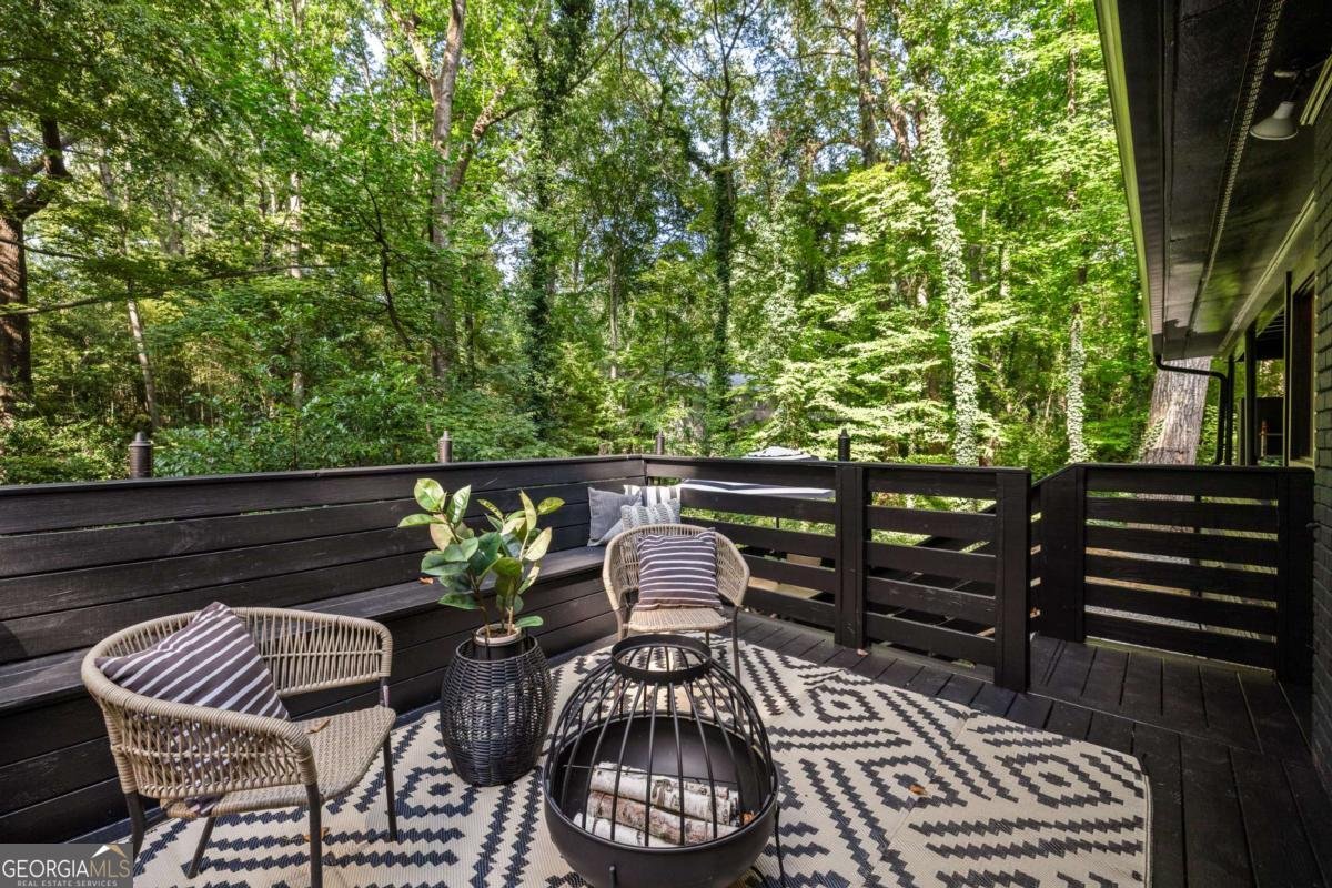 884 Vistavia Circle Decatur - 12