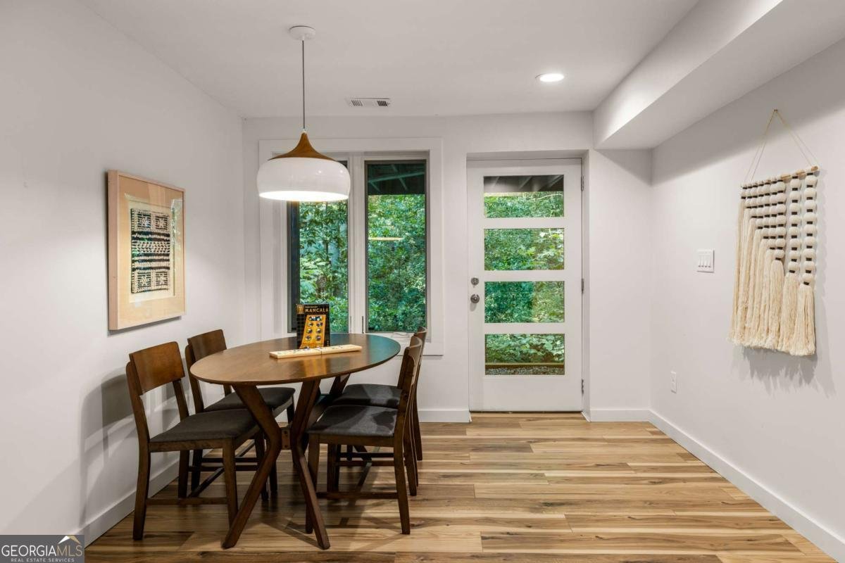 884 Vistavia Circle Decatur - 2