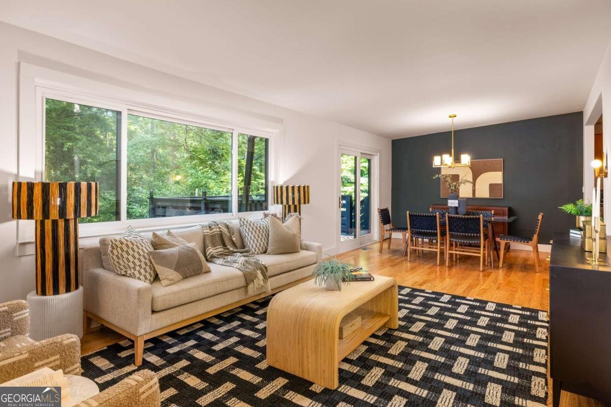 884 Vistavia Circle Decatur - 22