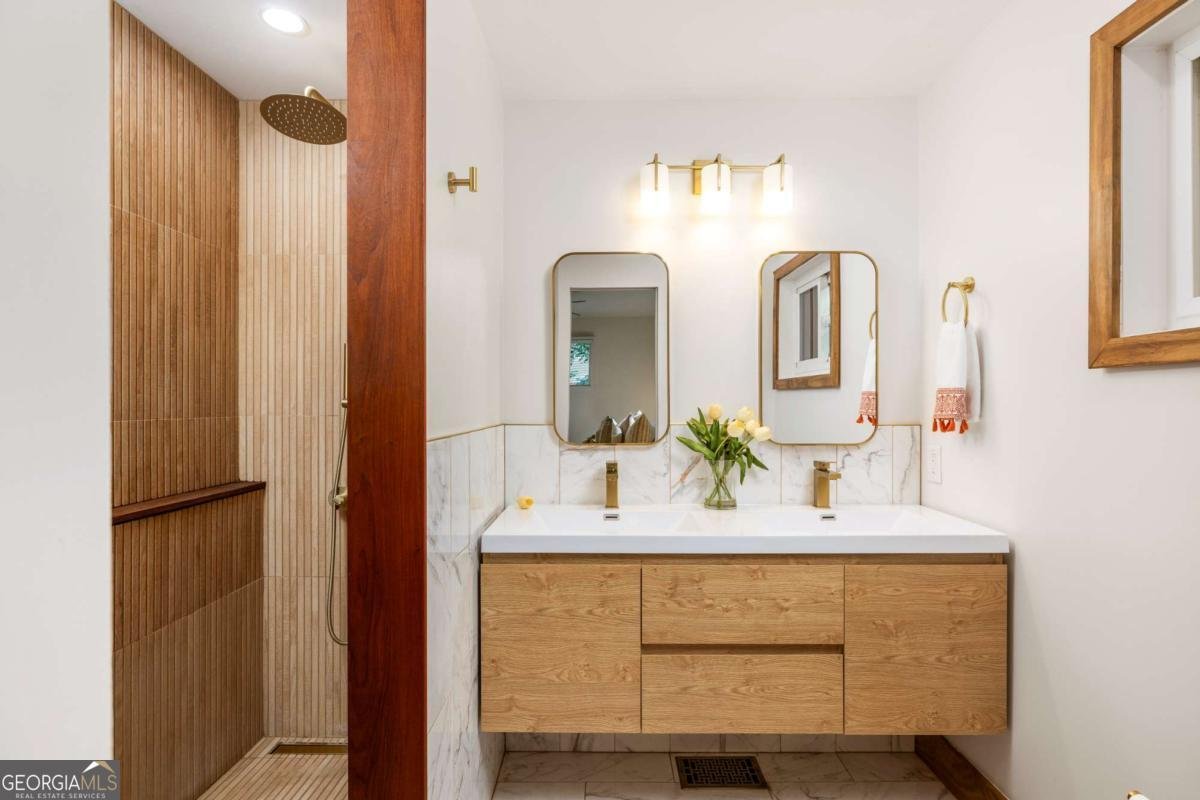 884 Vistavia Circle Decatur - 27