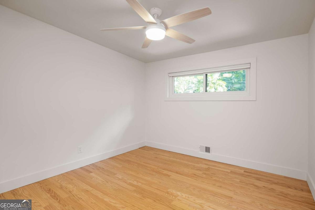 884 Vistavia Circle Decatur - 31
