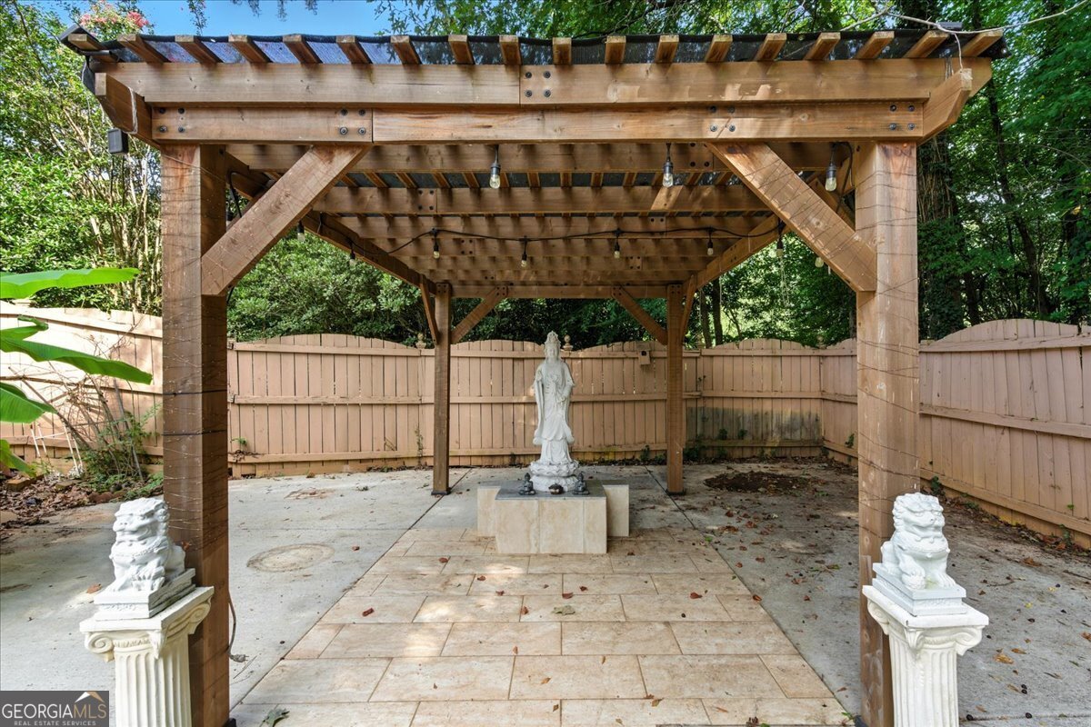 200 Kensington Trace Stockbridge - 24