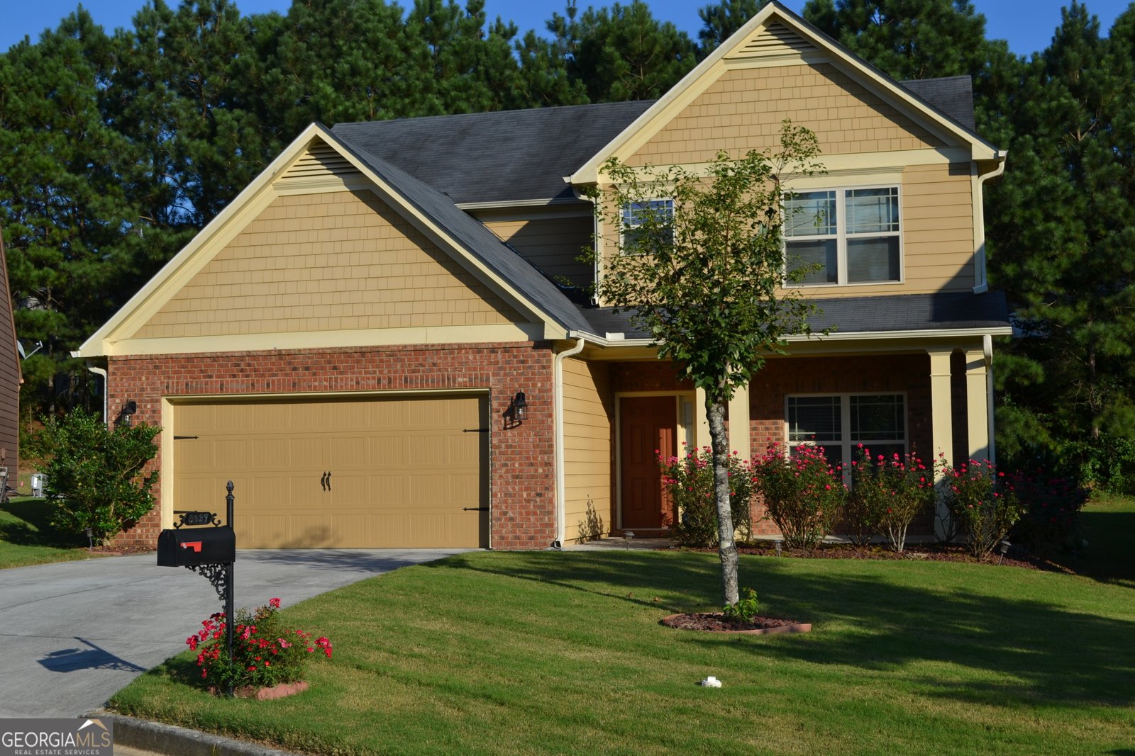 5037 Saphire Court Douglasville - 1