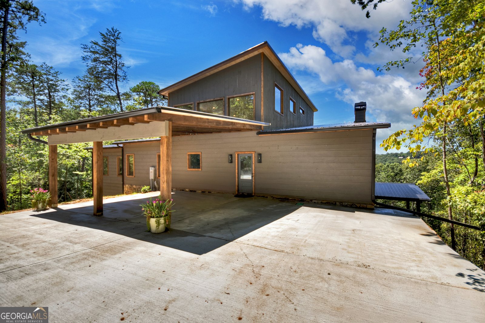 356 Mountain Ridge Drive Blue Ridge - 37