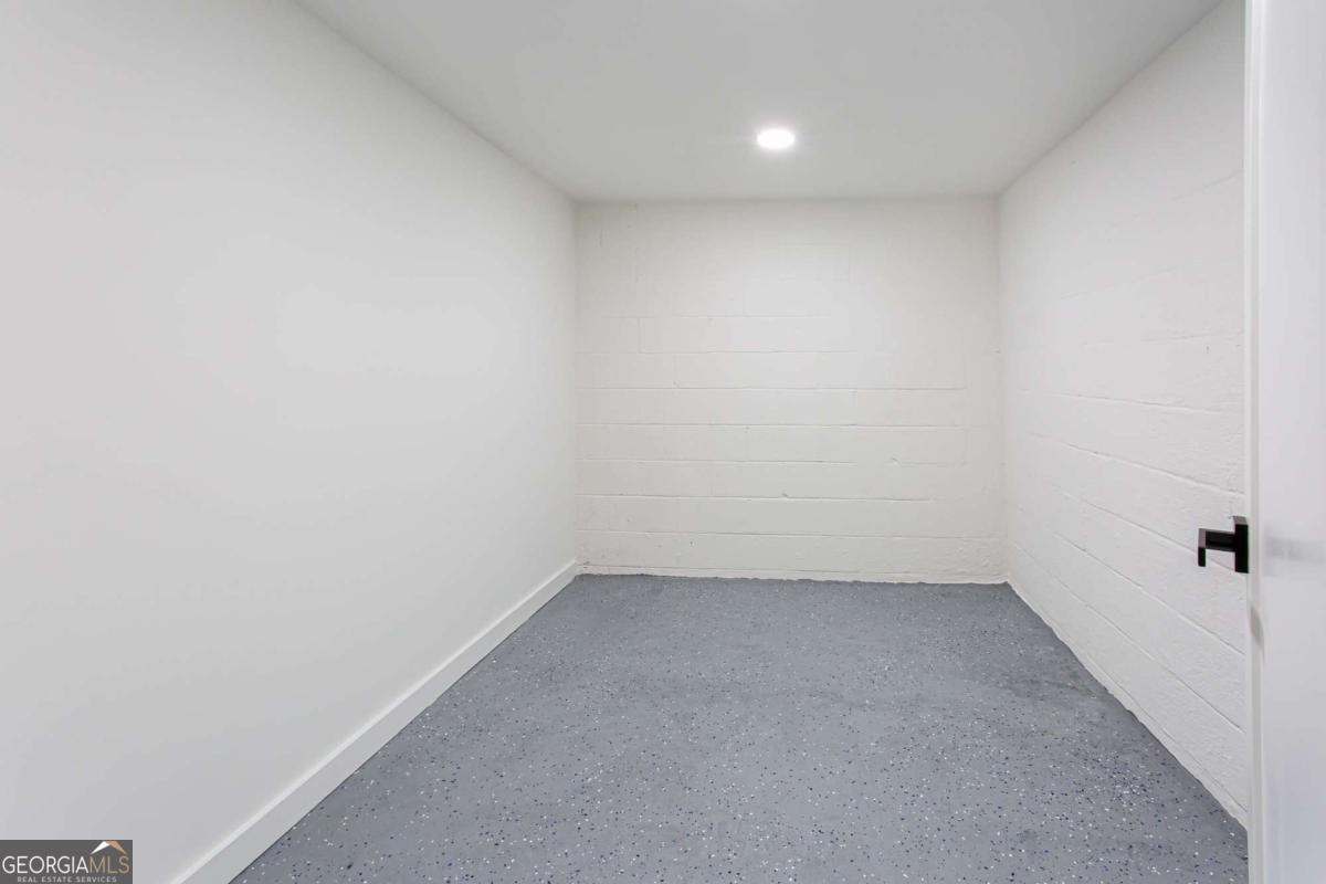 2867 Holly Oaks Drive Marietta - 38