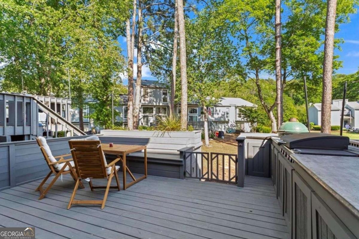 1028 Riverbend Club Drive Atlanta - 4