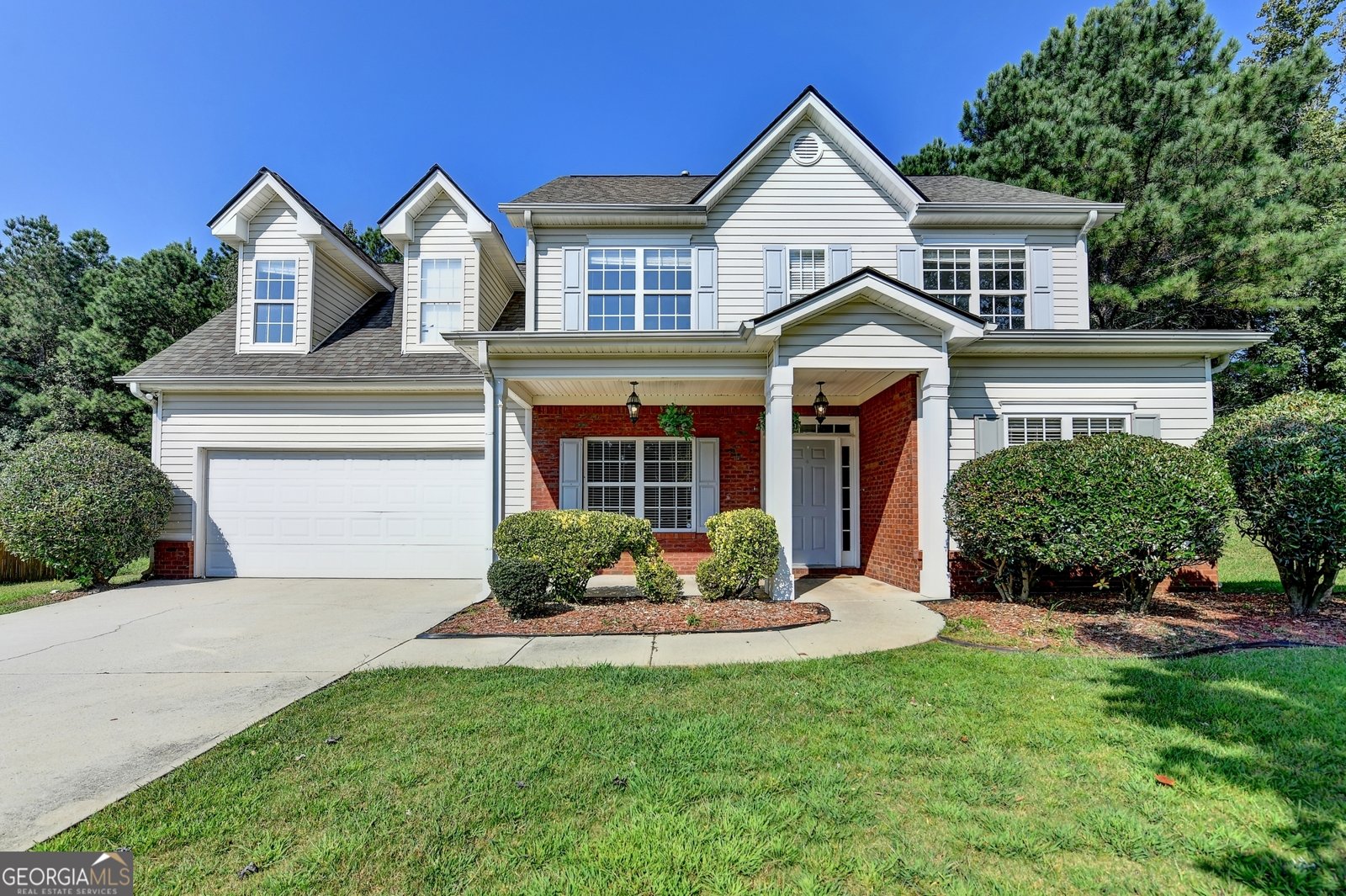 1136 MASON LEE Avenue Loganville - 1