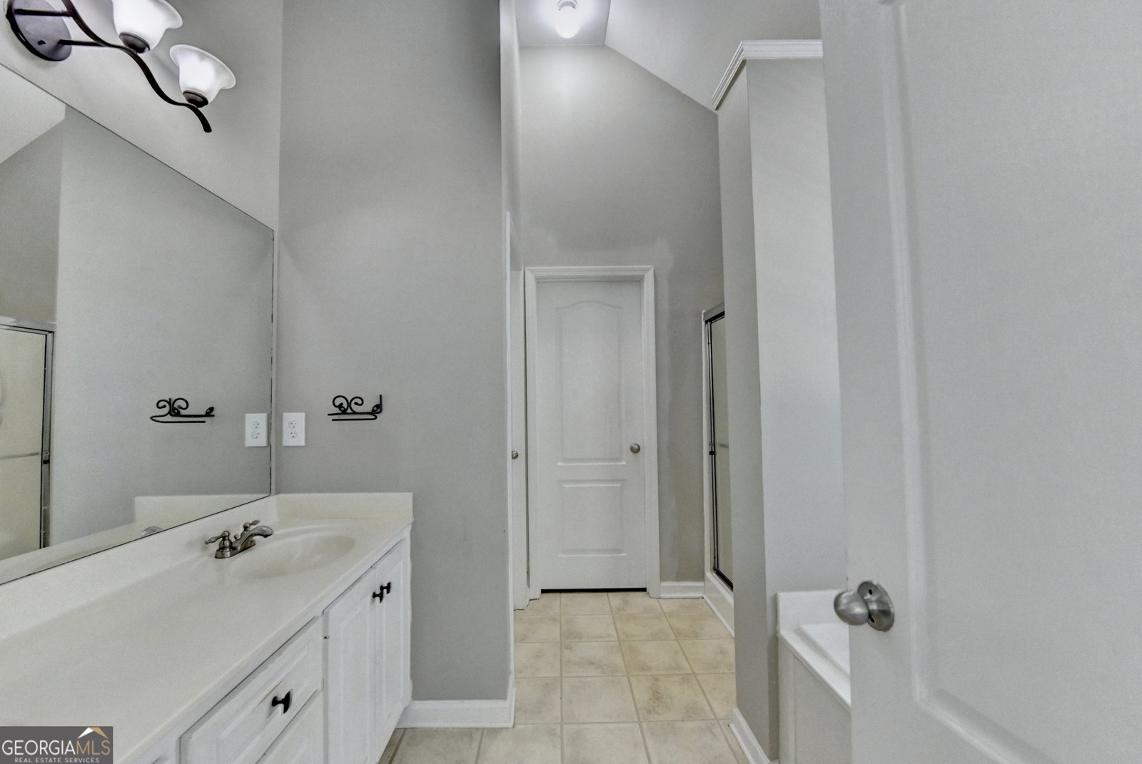 1136 MASON LEE Avenue Loganville - 38