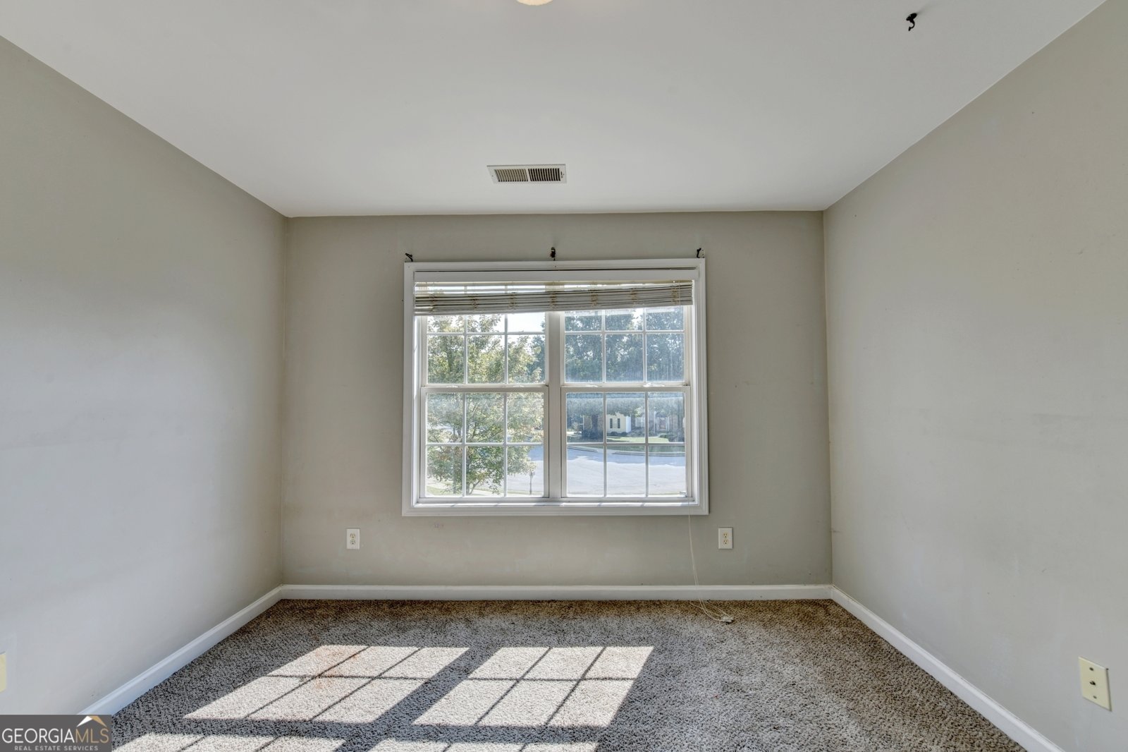 1136 MASON LEE Avenue Loganville - 46