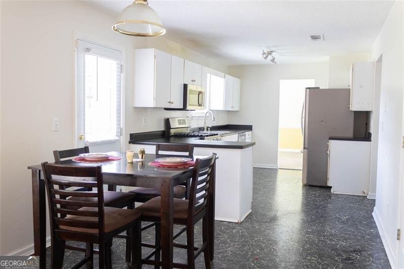 6232 Springwater Lane Lithonia - 6