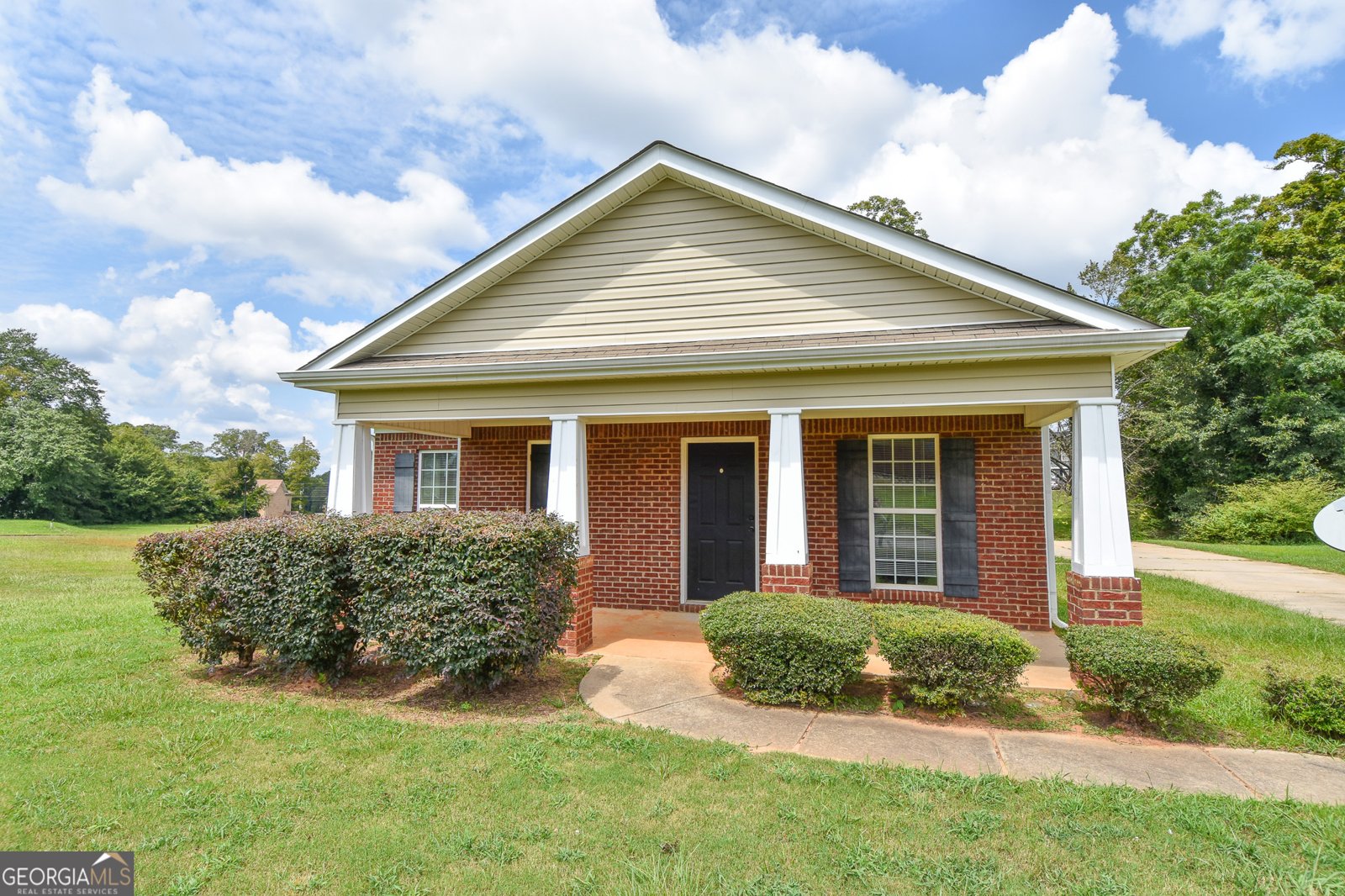 202 Northside Drive Barnesville - 1