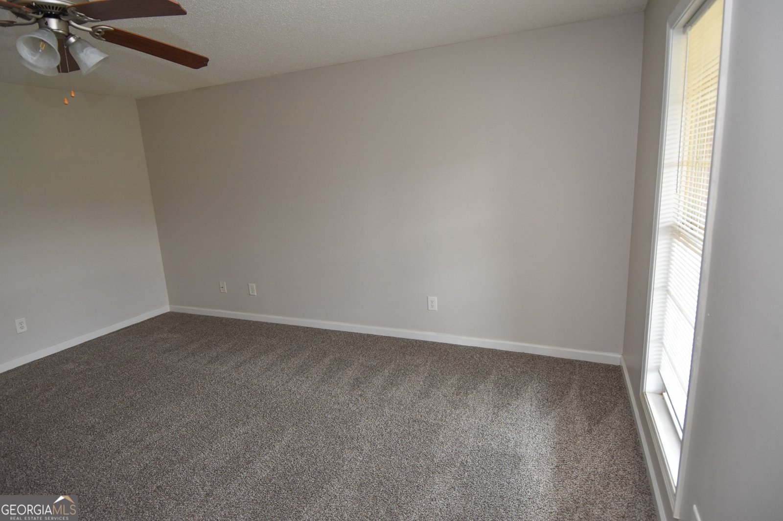 202 Northside Drive Barnesville - 33