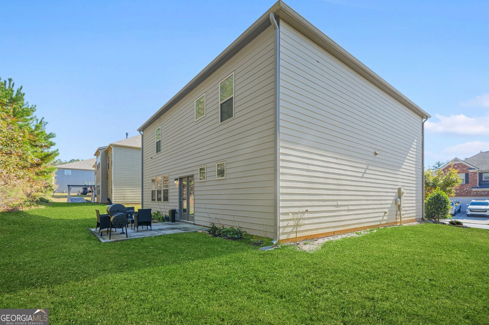 533 Wolf Pack Lane South Fulton - 24