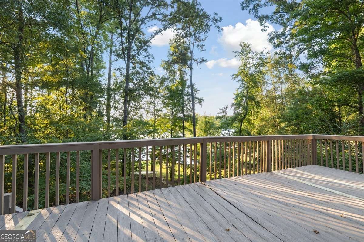 1382 Lake Crest Drive Sparta - 11