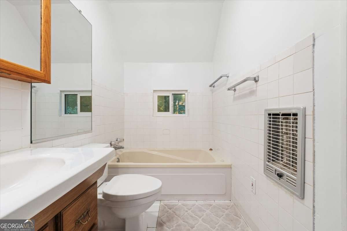 1382 Lake Crest Drive Sparta - 15