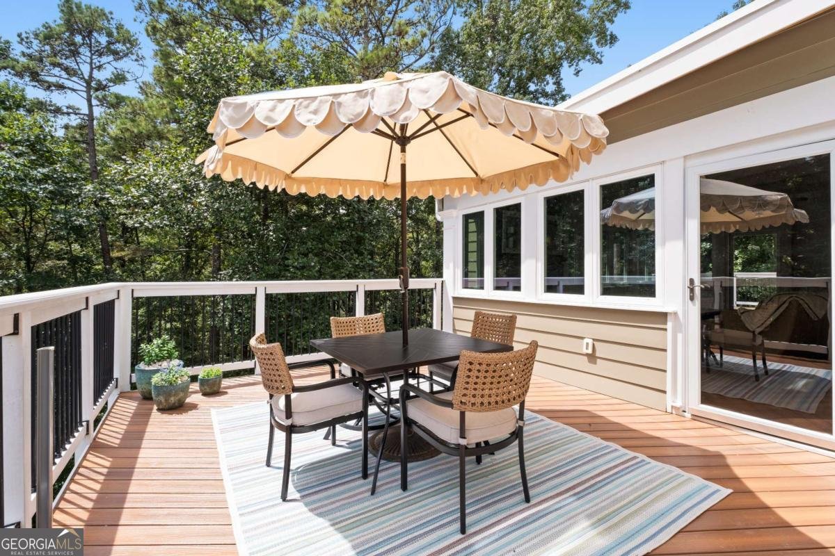 775 Lake Mist Cove Milton - 34