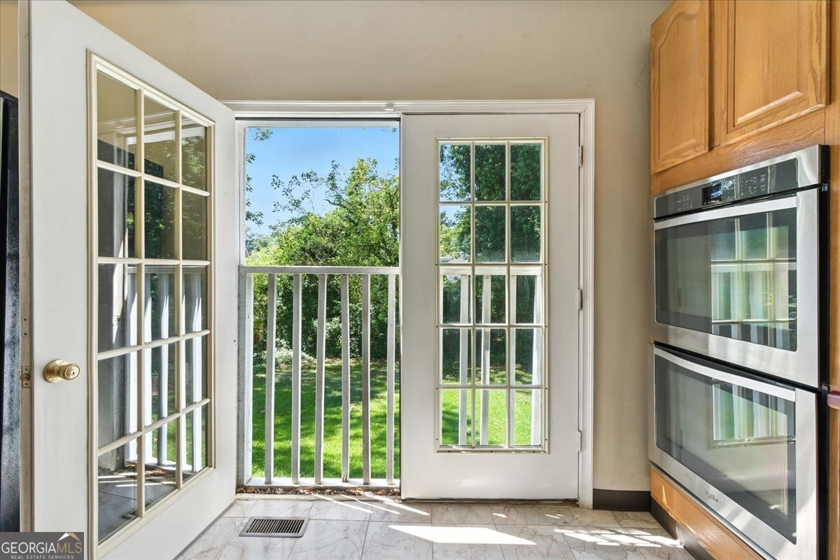 561 Culberson Street Atlanta - 16