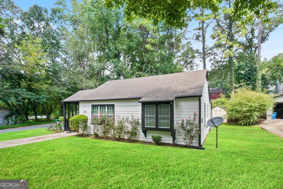 2097 Baker Road Atlanta - 2