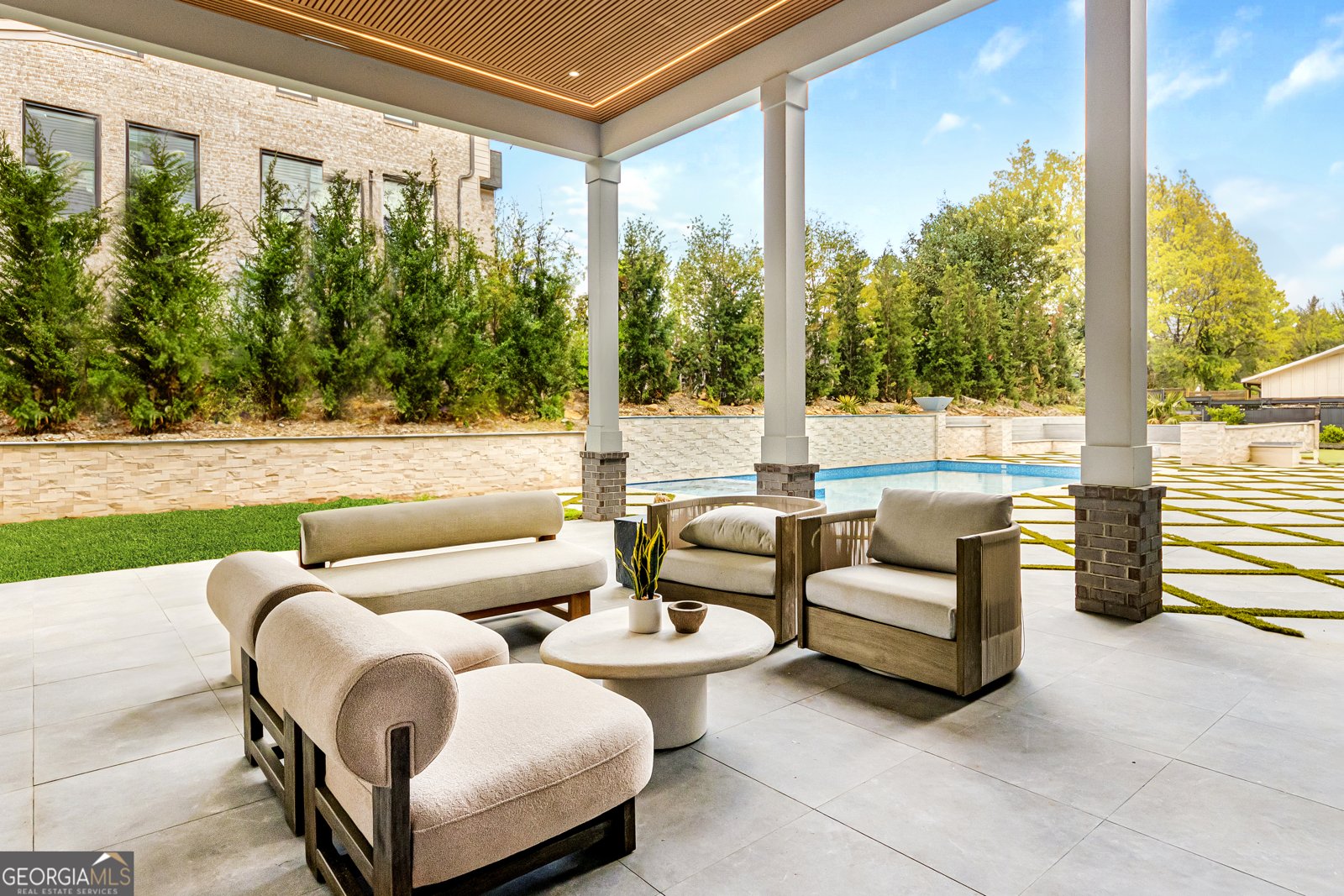 4232 Edgewood Court Marietta - 45