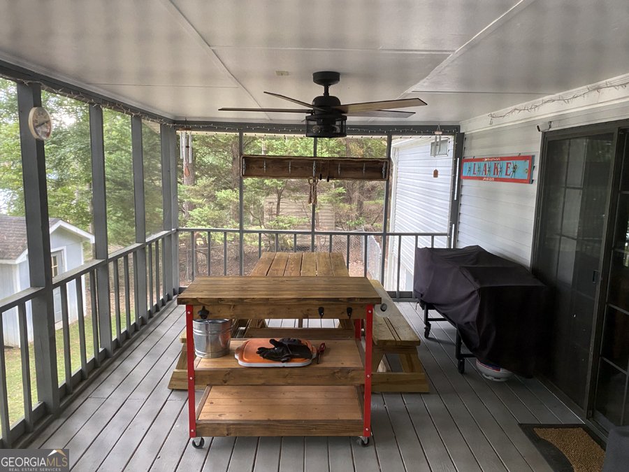 290 Cardinal Lane Toccoa - 22