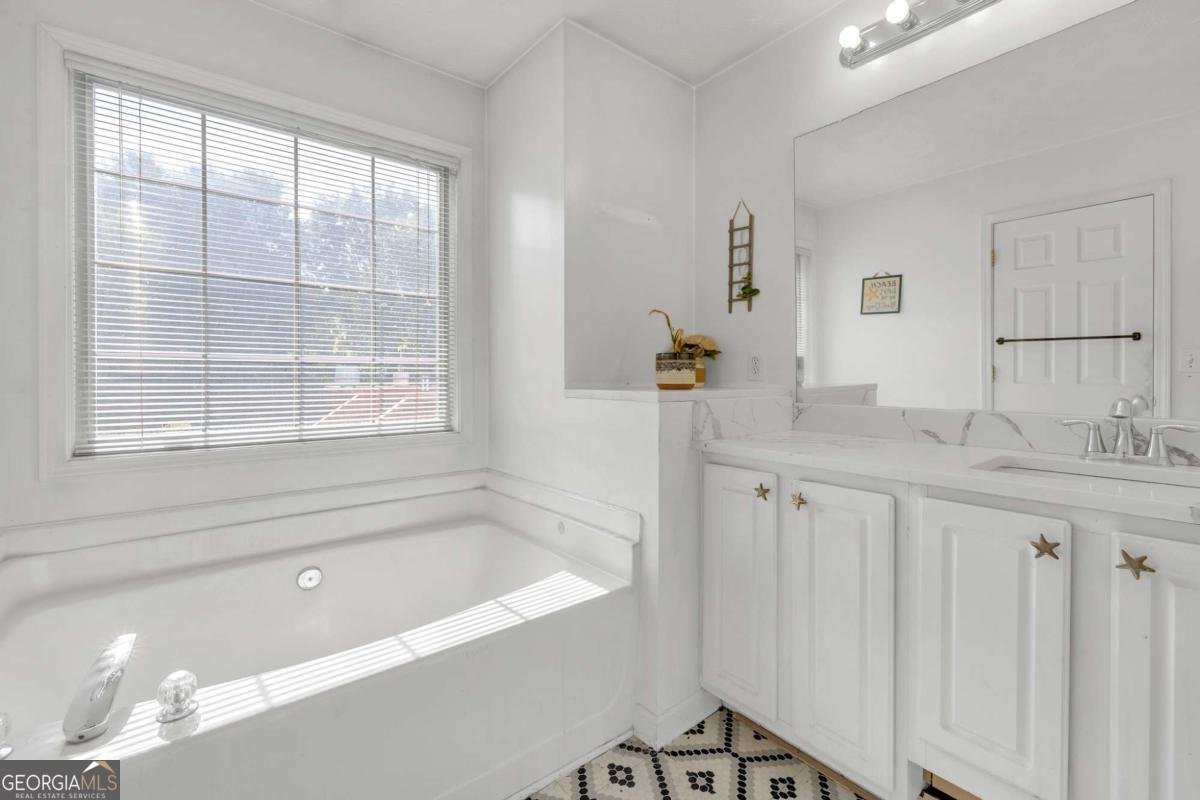 3383 Spirit Drive Kennesaw - 24