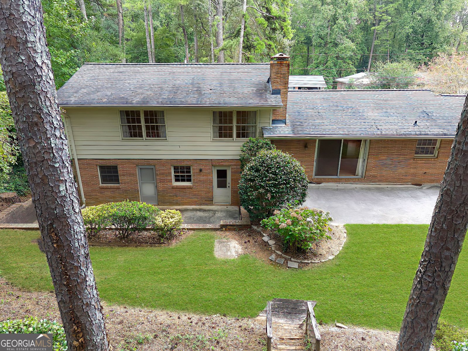 2616 Hawthorne Drive Atlanta - 55