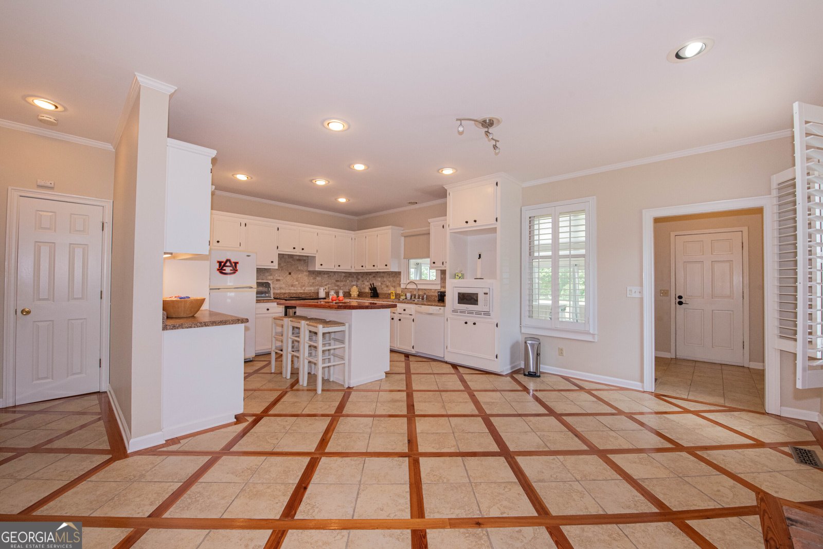 8715 Hwy 41 Vienna - 52