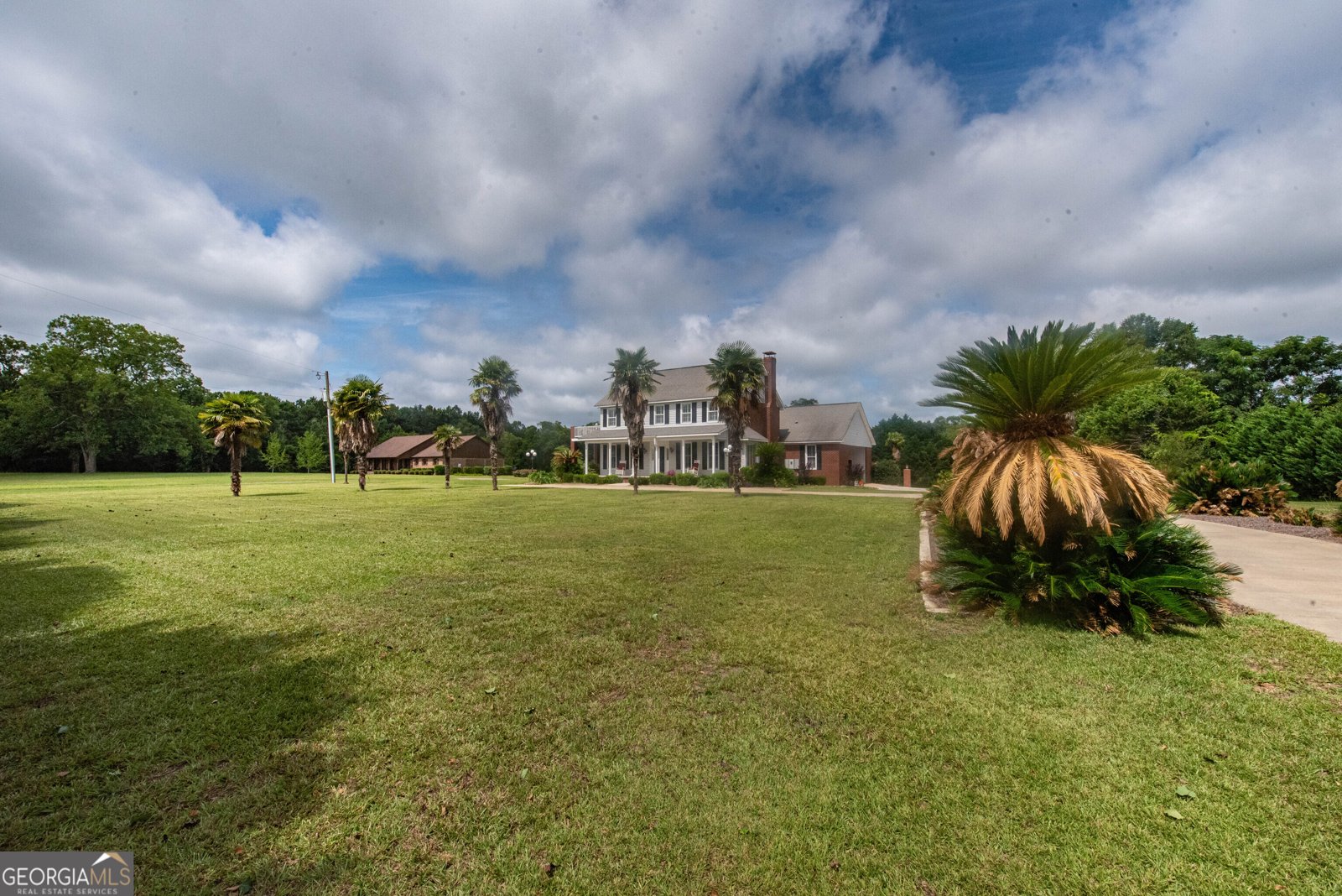 8715 Hwy 41 Vienna - 86