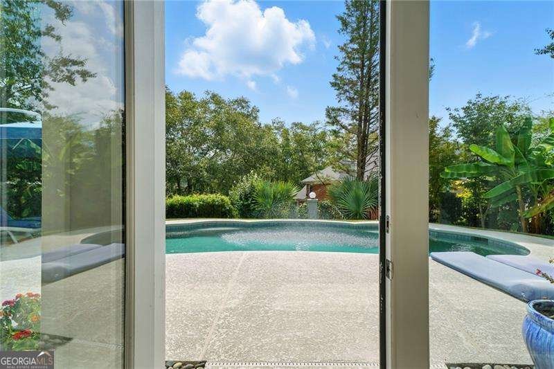 4513 Chattahoochee Way Marietta - 55