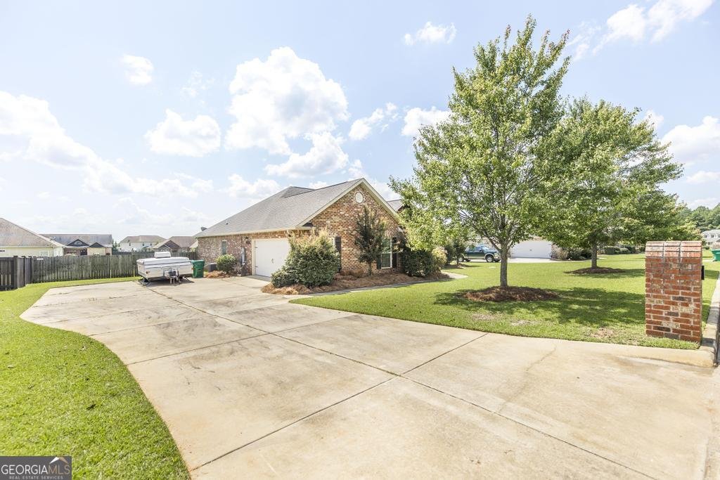 250 Hathersage Drive Kathleen - 2