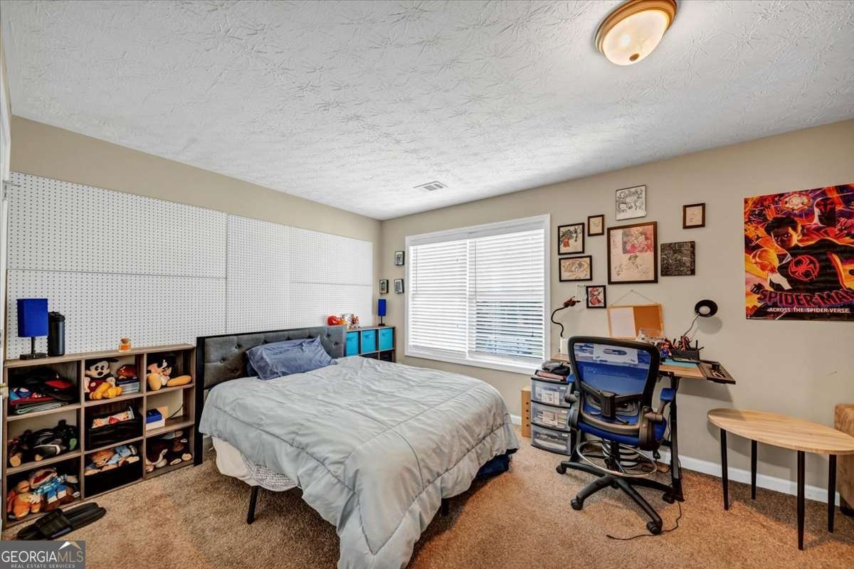 4039 Savannah Ridge Court Loganville - 31